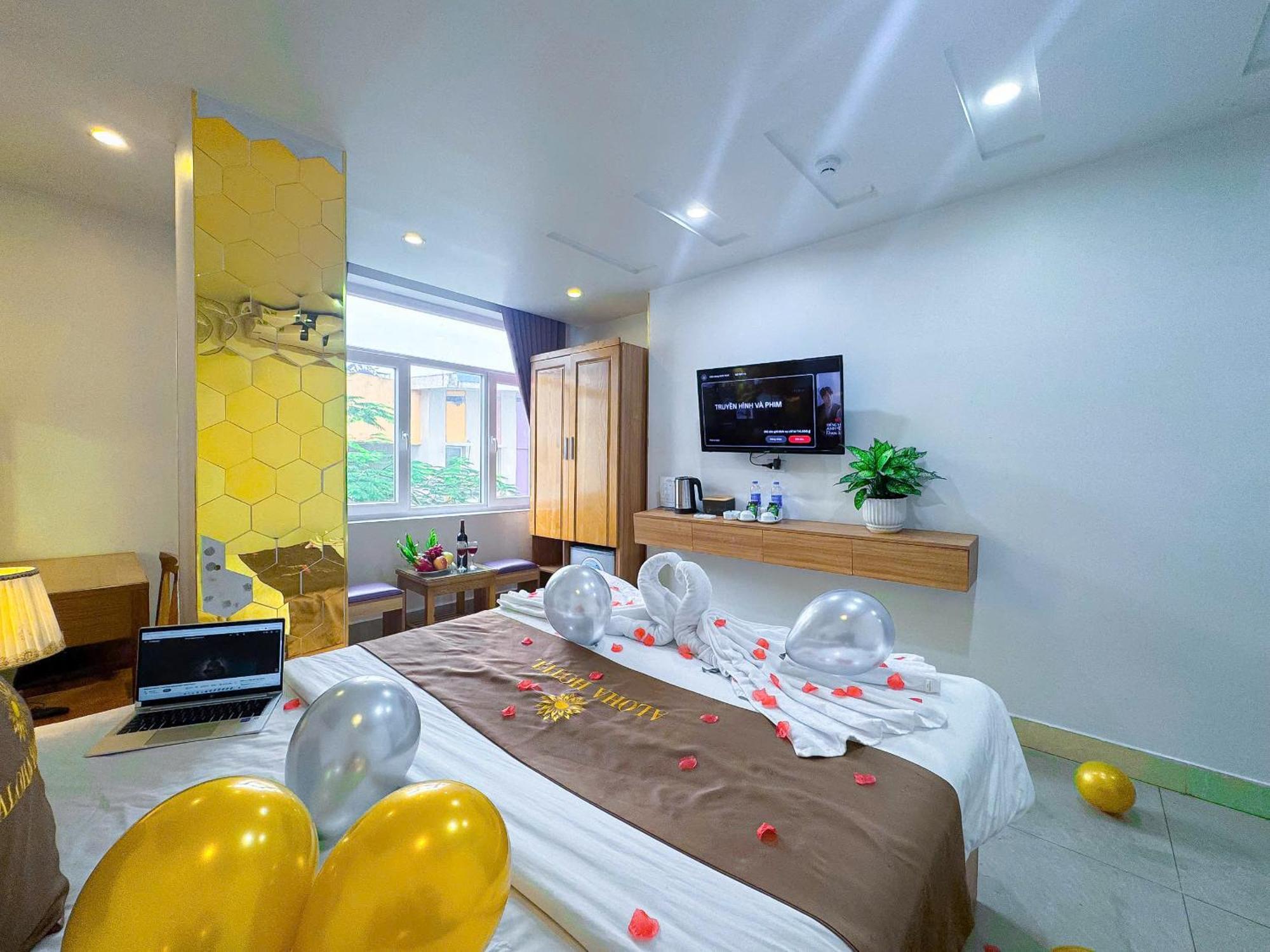 Aloha Hotel, Hanoi